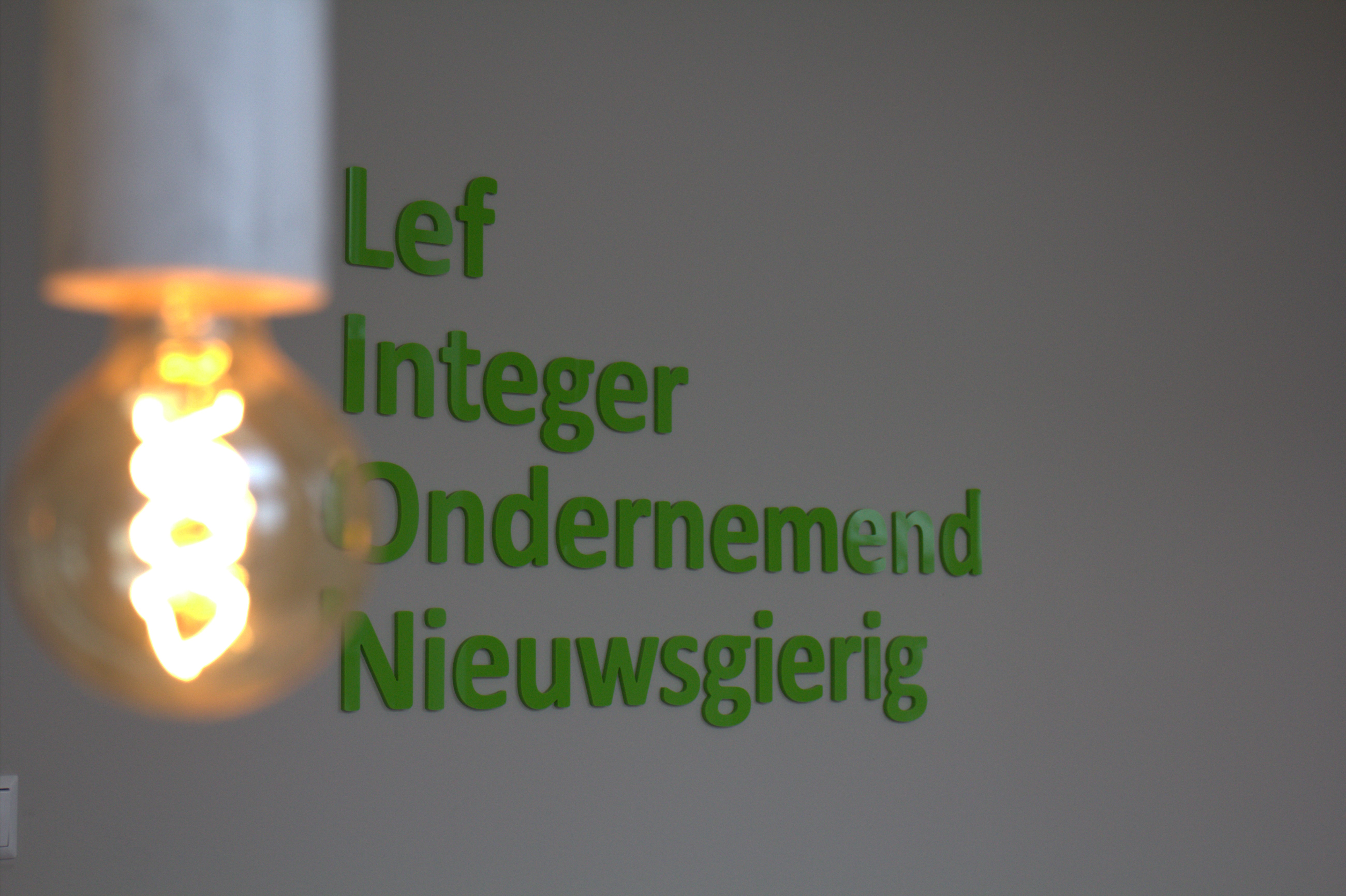 Steengoed advies in het centrum van de dienstverlening!